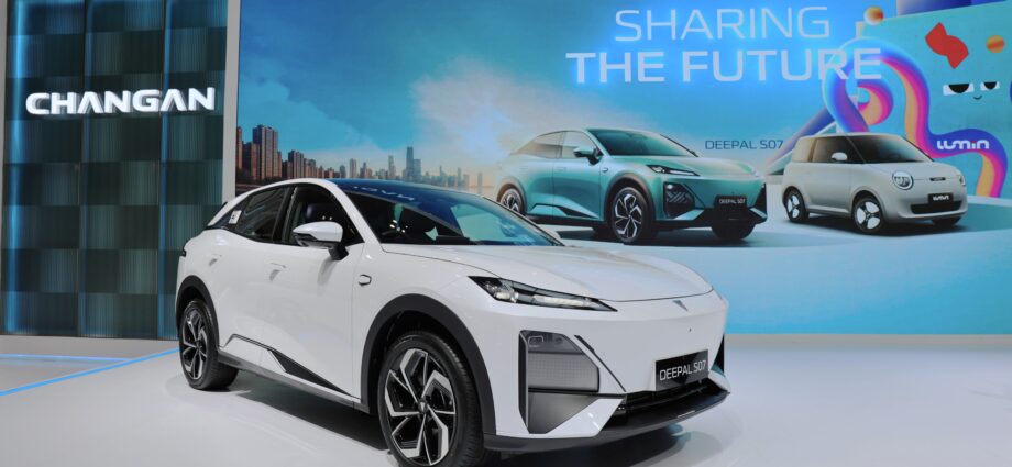 CHANGAN Deepal S07 Keamanan EV Lewat Teknologi Golden Shield Battery