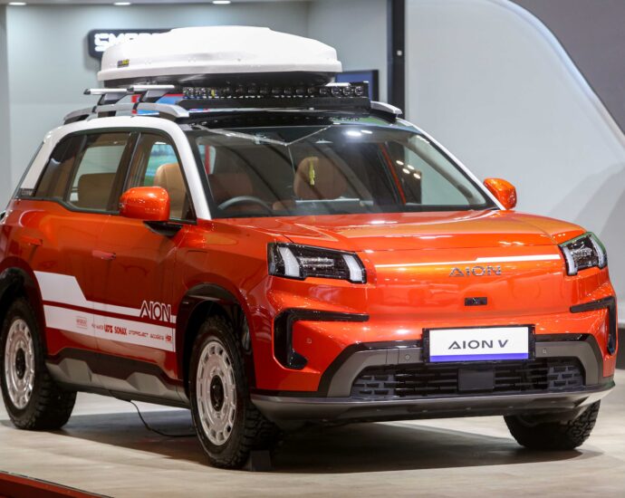 GAC Indonesia Pamerkan AION V dan AION UT Modifikasi di GJAW 2025