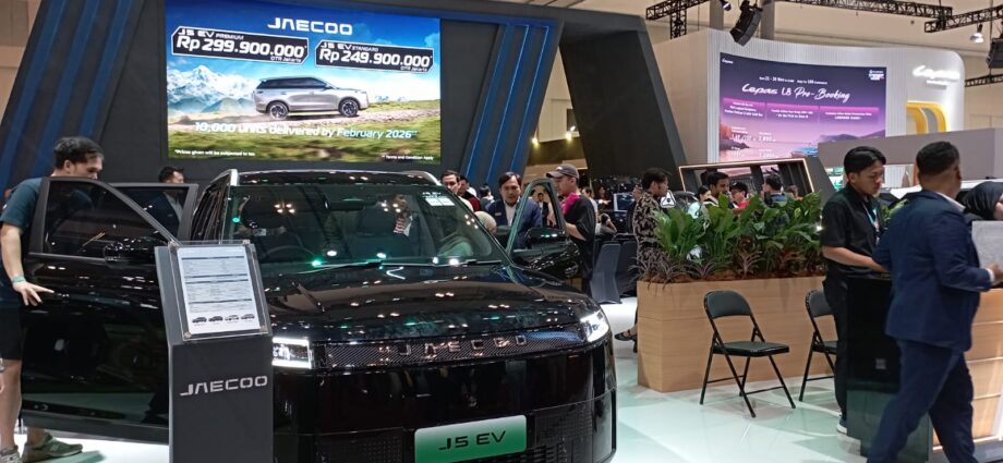 JAECOO J5 EV 'Meledak' di GJAW 2025: Pesanan Tembus 6.000 Unit dalam 2 Pekan, Harga Spesial Diperpanjang!