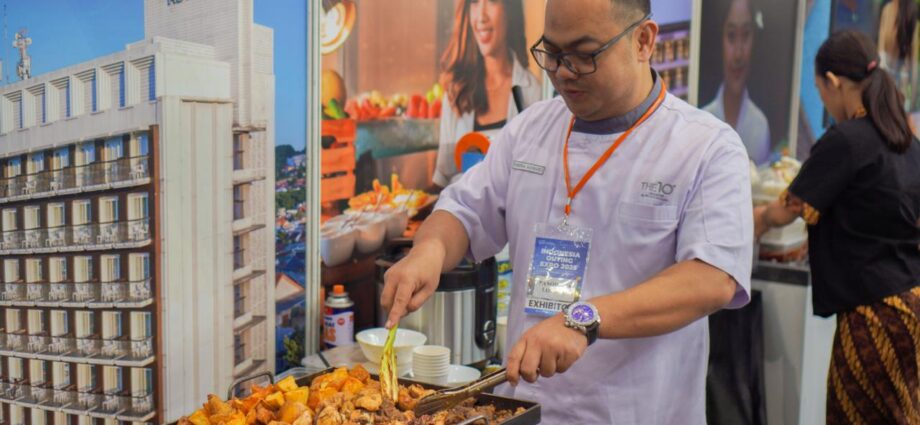 PHM HOTELS Guncang IOE 2025: Outing Bukan Sekadar Kamar, Tapi Pengalaman 360° yang 'Mengenyangkan'