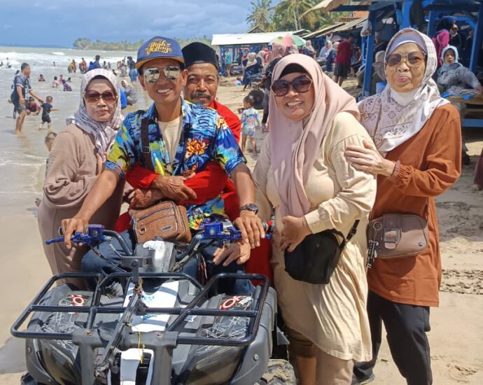 Potret Komunitas Perantau: PRAKARSA, Dari Rekan Kerja Menjadi Keluarga Besar yang Optimis Sambut Generasi Baru