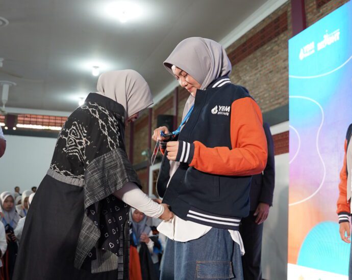 Bukan Sekadar Beasiswa: YBM BRILiaN Bentuk 'Generasi Berakar Kuat dan Berdampak Luas' Lewat BNS 2025