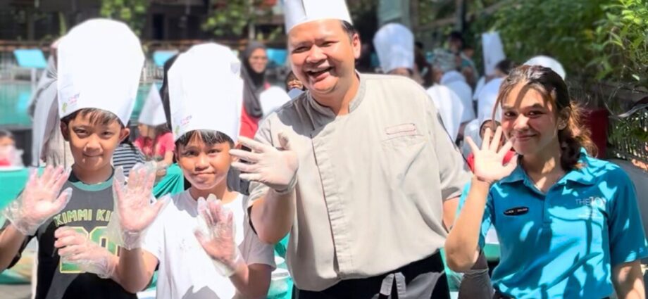 Memadukan Jepang dan Nusantara: 'Sastra Wastra' Hidupkan Seni dan Keberanian Anak di Kota Hujan