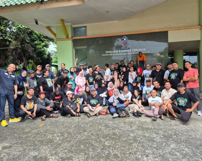 Air Mata dan Tawa Lintas Fakultas: Kisah Kebersamaan Abadi Reuni 3 Dekade