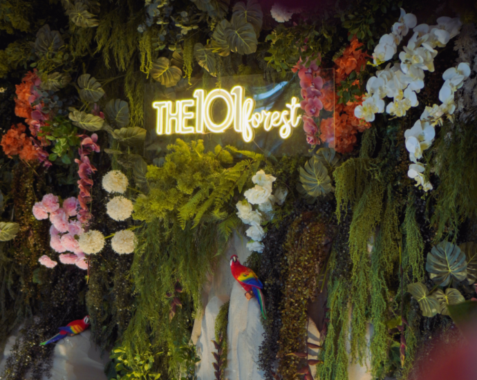 THE 1O1 Bogor Suryakancana Hadirkan Nuansa Jungle untuk Sambut Natal dan Tahun Baru 2025/2026