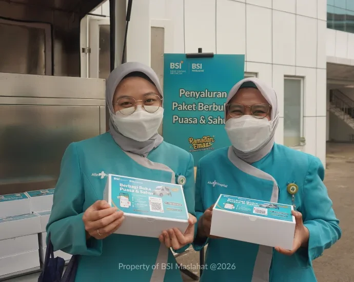BSI Maslahat Bagikan 600 Paket Buka Puasa untuk Pasien dan Nakes RS Bunda Alia