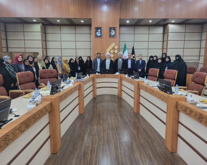 Iran, Mashhad, dan Keteguhan yang Tak Banyak Bicara