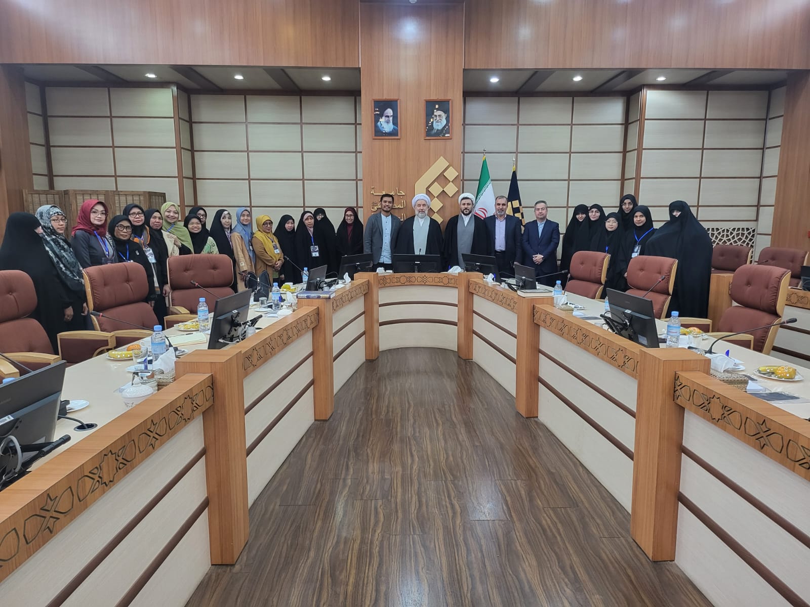 Iran, Mashhad, dan Keteguhan yang Tak Banyak Bicara