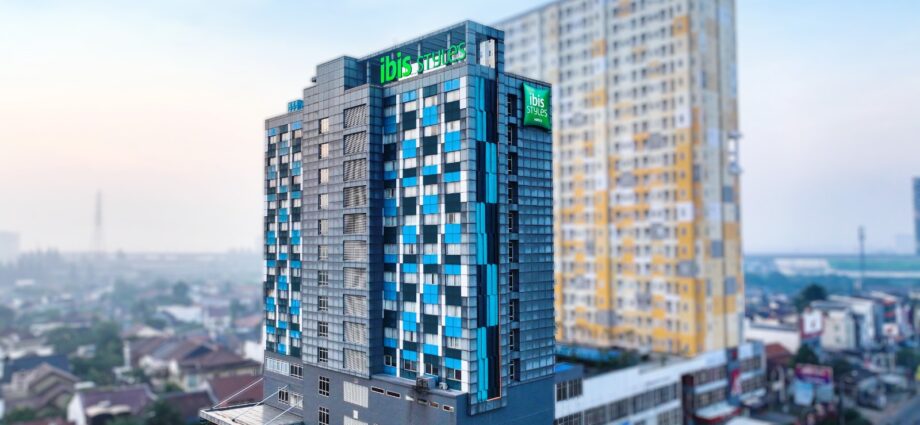 Revolusi Lifestyle di Bekasi: ibis Styles Jatibening Kini Jadi Hub 24 Jam untuk Gen Z & Profesional