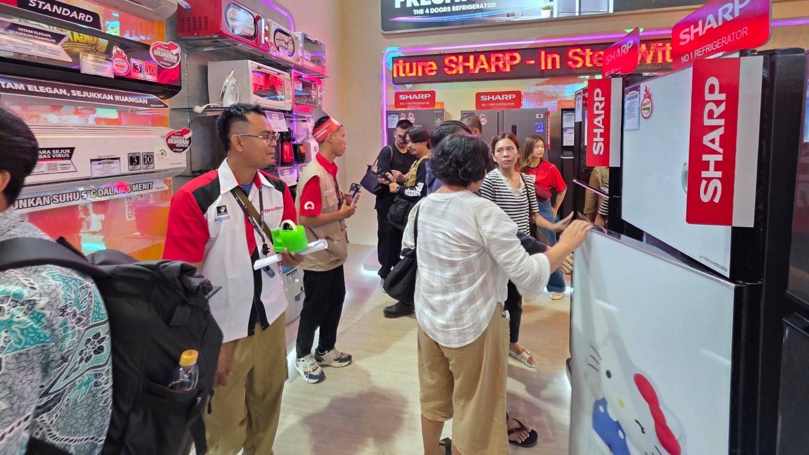 Rayakan 56 Tahun di Indonesia, Sharp Dobrak Jakarta Fair 2026 dengan Promo Kreatif dan Flash Sale Rp499 Ribu