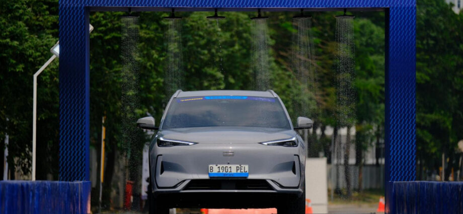 Nikmati Serunya Menjajal Mobil dan Motor Impian di GIIAS 2026