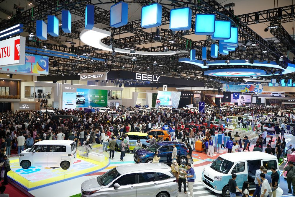 Puncak Keseruan GIIAS 2026: Berburu Mobil Impian Sebelum Tirai Pameran Ditutup!