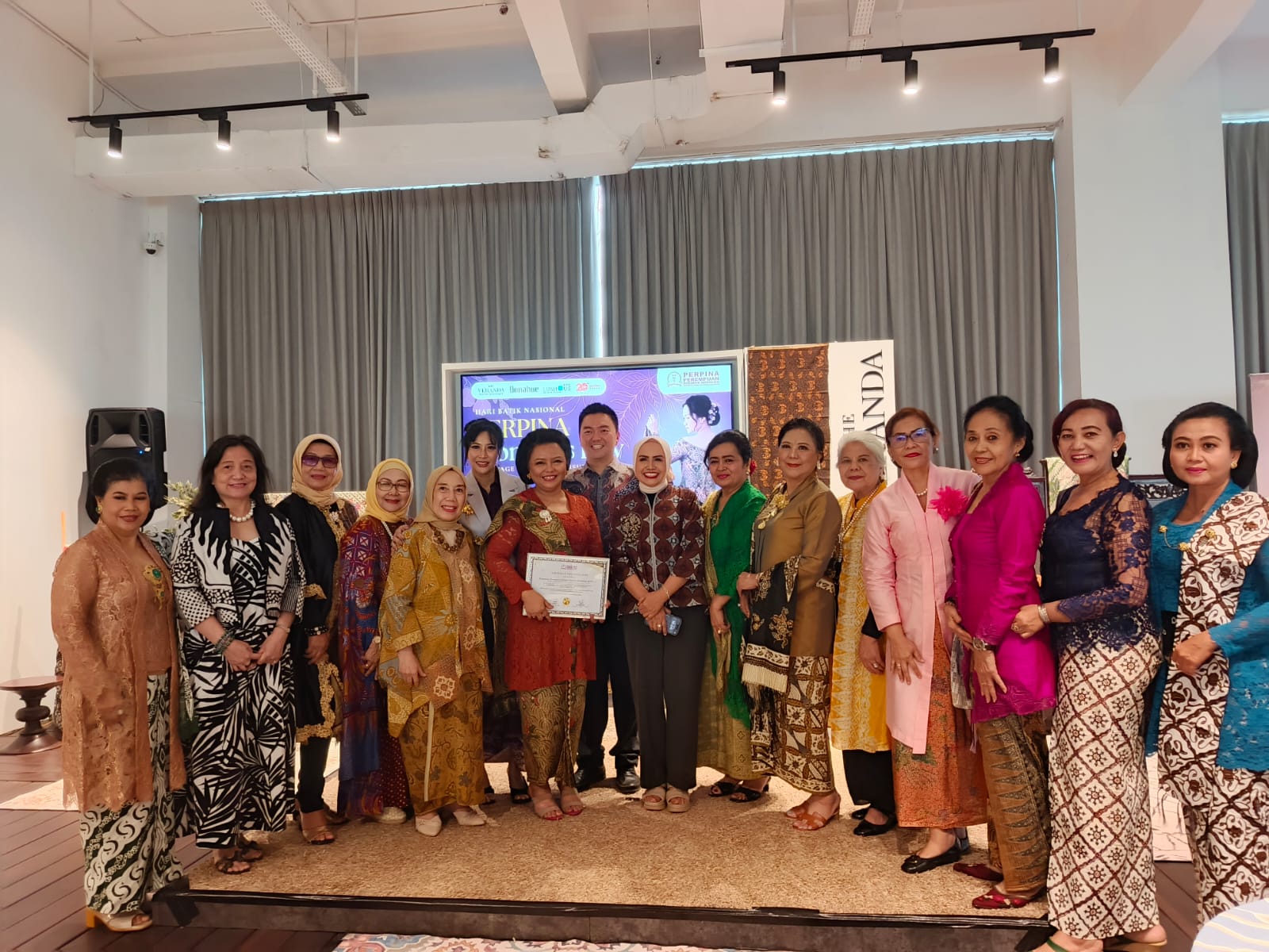 Gaya, Budaya, dan Jejaring: Saat Perempuan Pemimpin Menghidupkan Batik di PERPINA Women’s Day 2026